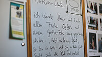 Whiteboard mit handschriftlichen Notizen
